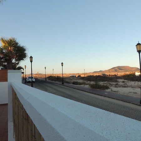 View , Beach House , By Mahbovillas Corralejo Exterior photo